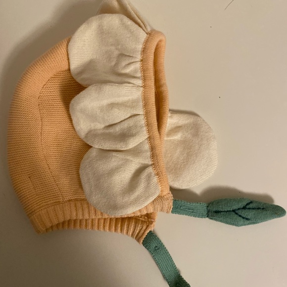 Meri meri flower hat - Picture 5 of 6